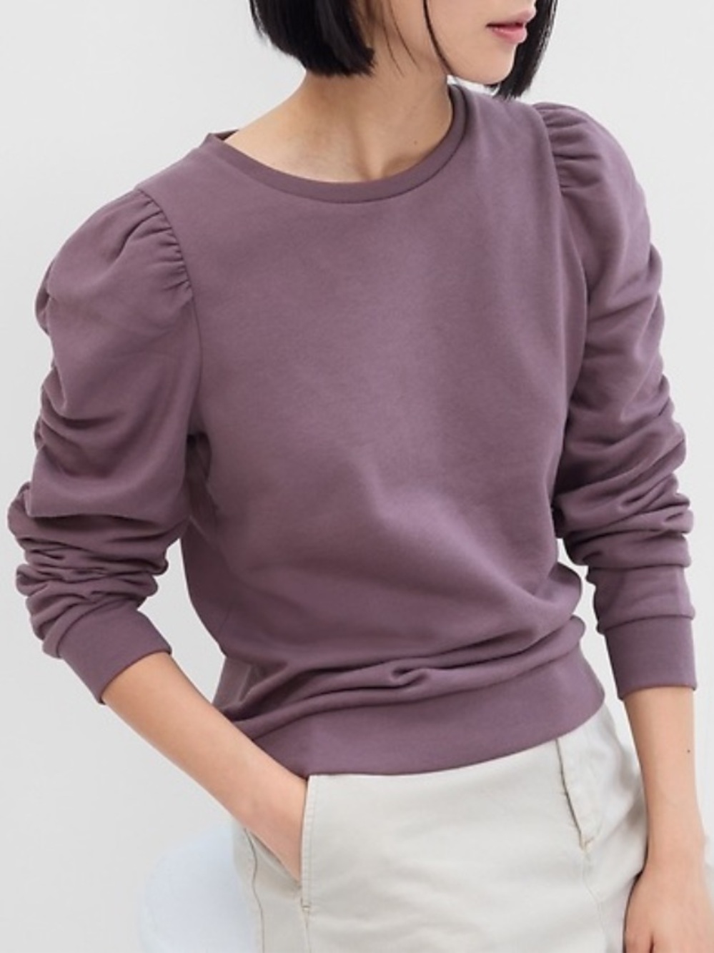GAP Puff-Sleeve Sweatshirt in Plum